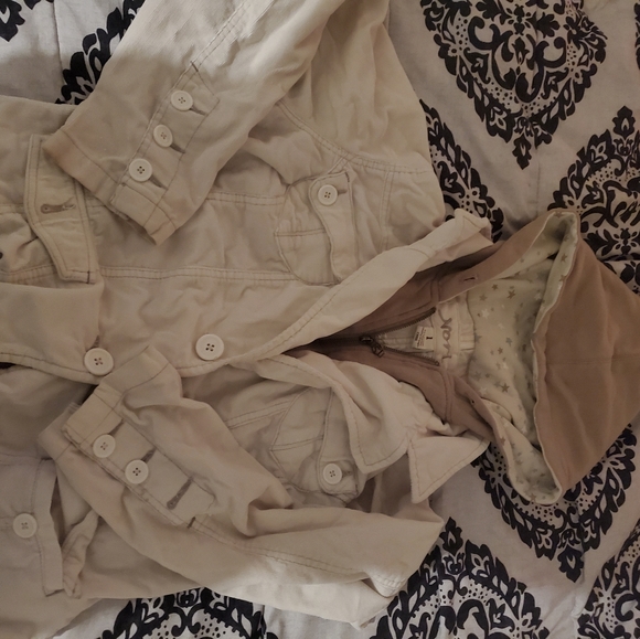 Jacket - Picture 2 of 4